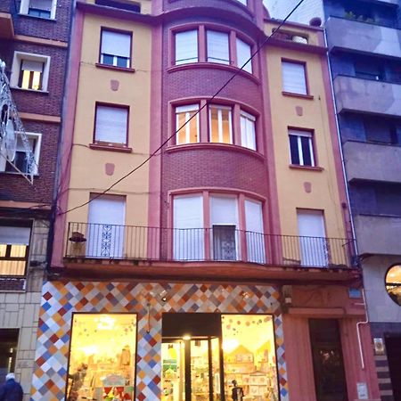 פונפרדה Antolin Yellow Door מראה חיצוני תמונה