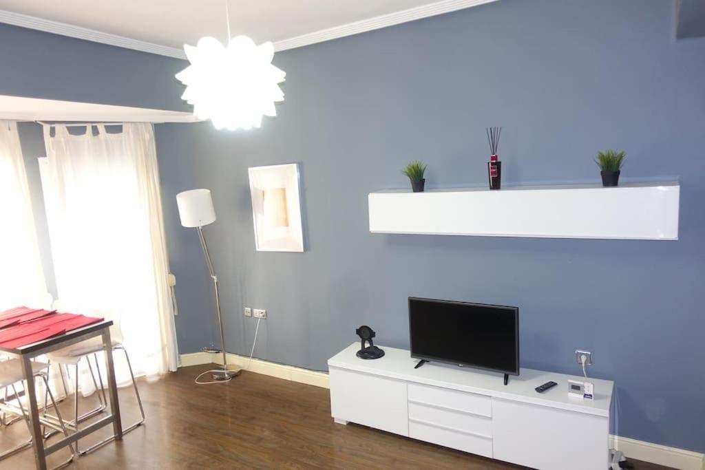 פונפרדה Antolin Yellow Door מראה חיצוני תמונה