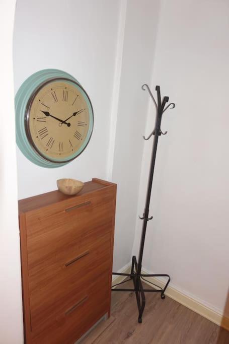 פונפרדה Antolin Yellow Door מראה חיצוני תמונה